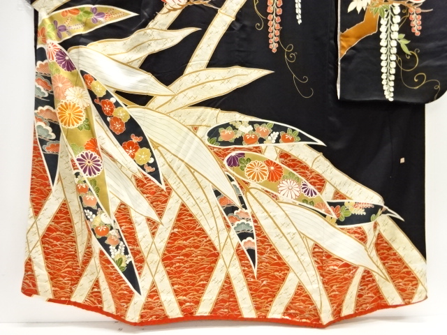  アンティーク　作家物　松竹梅に鶴模様刺繍掛下・中着セット